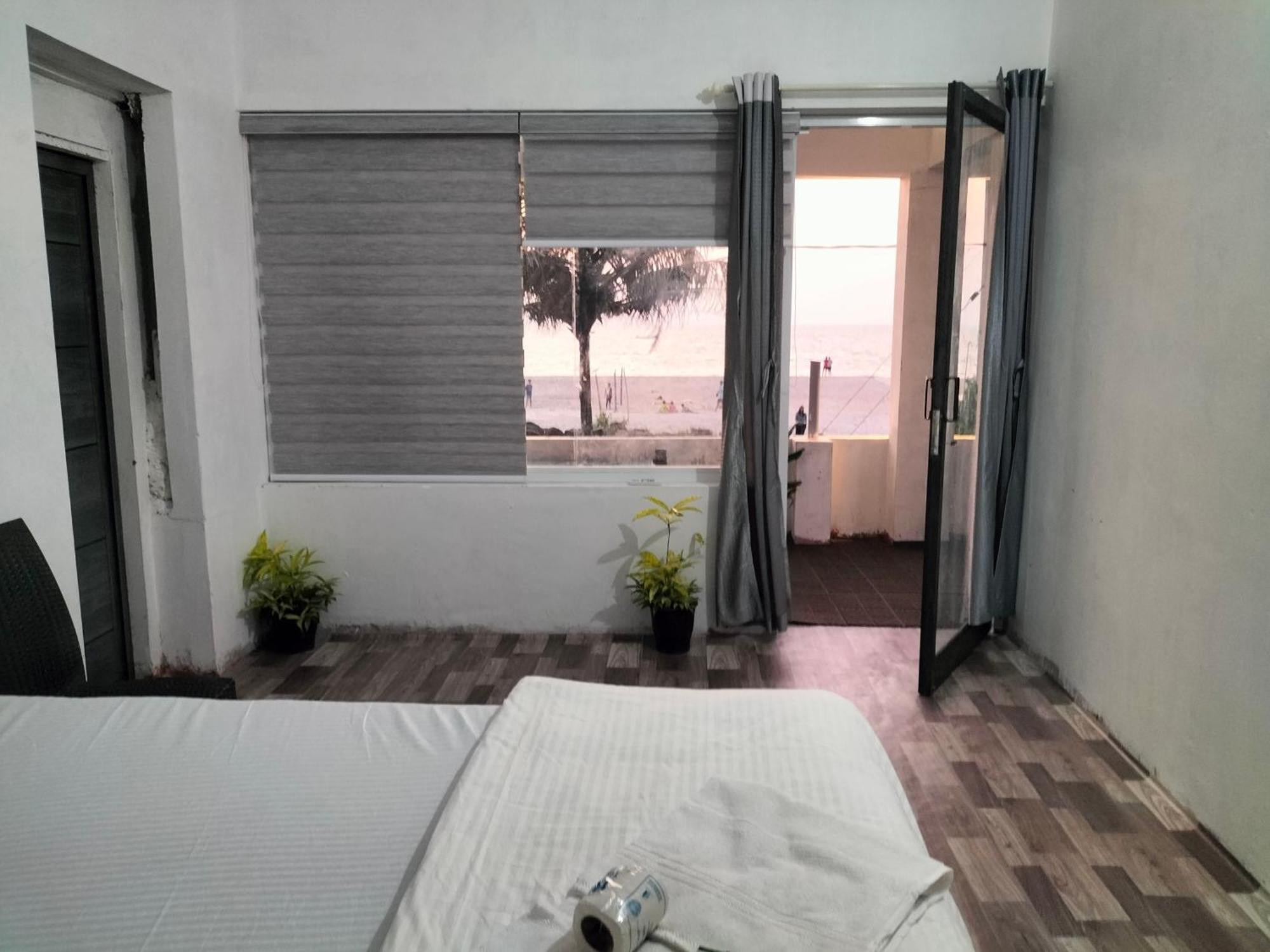 Funky Art Beach House Alappuzha Exterior foto